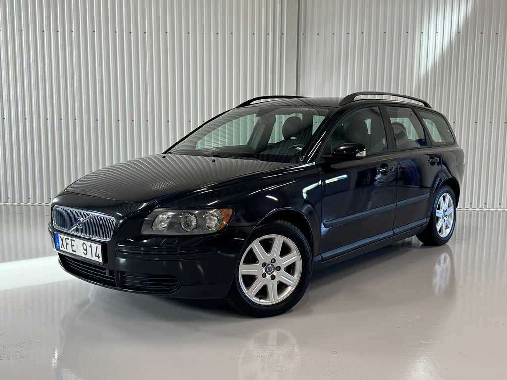 Volvo V50 2.4 Automat | SoV-Hjul | Nybesiktad | Drag