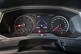 SUV Volkswagen T-Roc 23 av 28