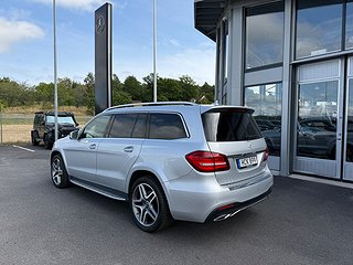 SUV Mercedes-Benz GLS 15 av 17