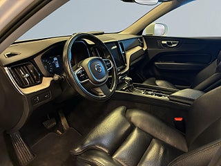 Volvo XC60 D4 AWD Inscription Kamera/Drag/SoV-Däck/Navi/Rattvärme – bild 7