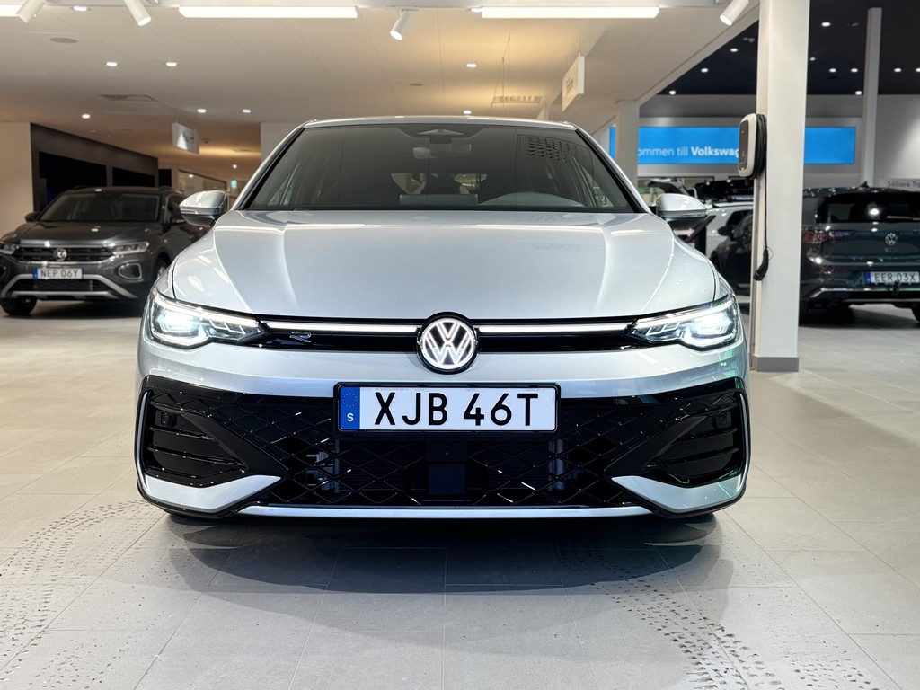 Volkswagen Golf 2025, bild 2/47