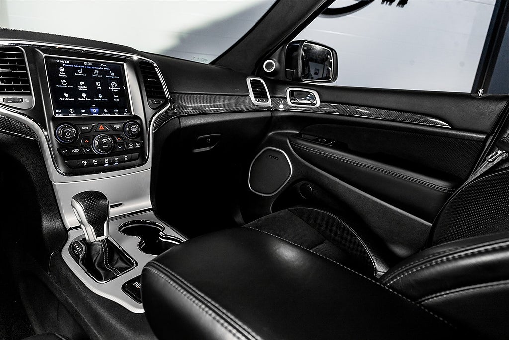 Jeep Grand Cherokee 2018 - miniatyr 14