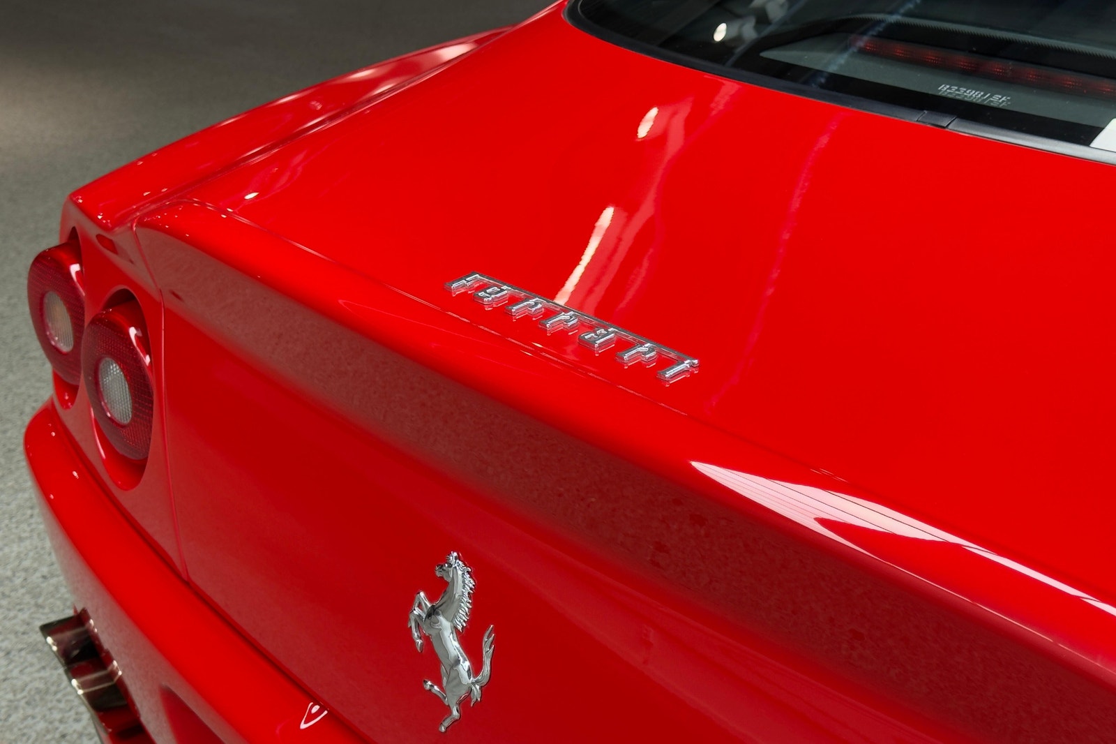 Ferrari 550 Maranello 5.5 V12 485hk 1998 - miniatyr 7