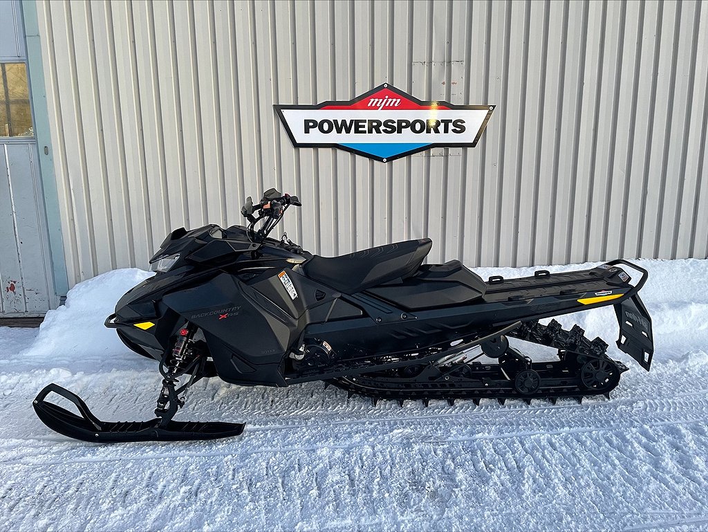 Ski-Doo Backcountry Xrs 154" 850 E-tec  