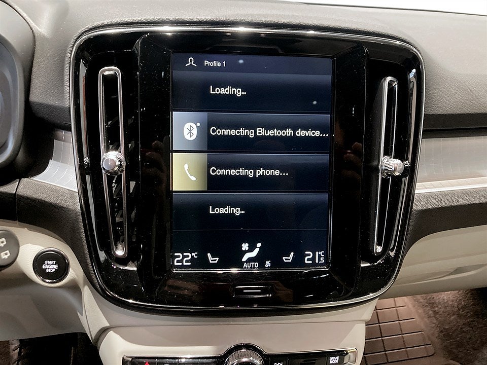 Bild på Volvo XC40 Momentum T5 250hk Aut - H/K,PANO,360-KAMERA