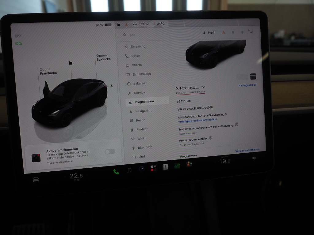 Tesla Model Y Performance 534hk | Dragkrok | Pano | Moms | 2022