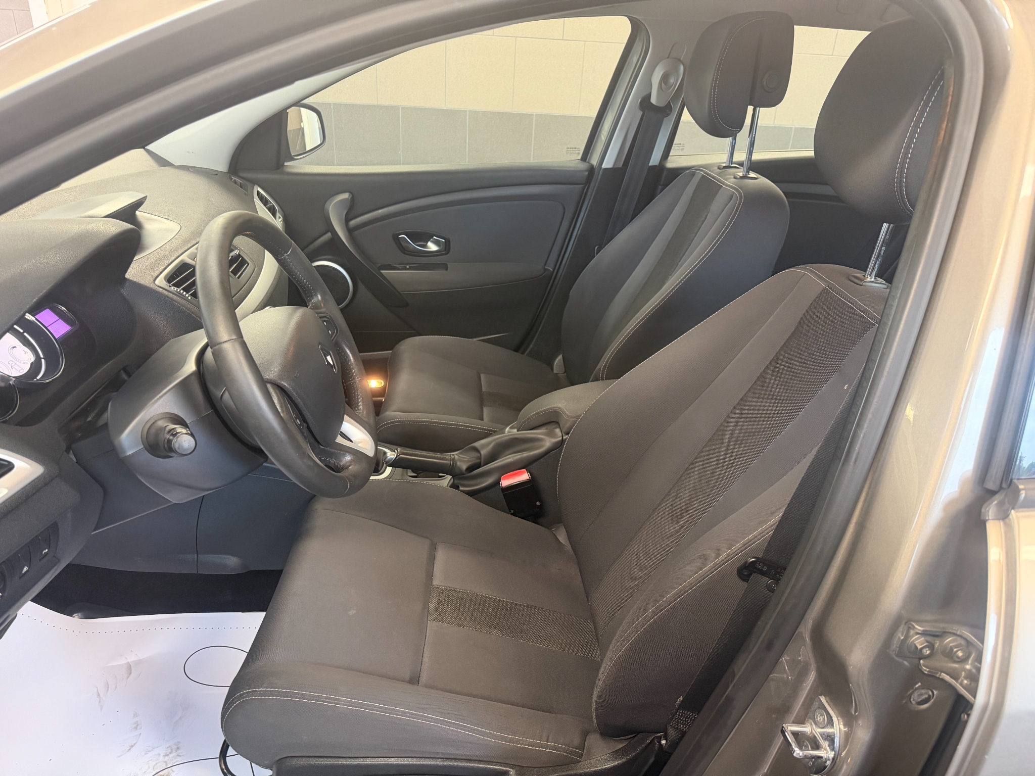 Renault Megane Grandtour 1.5 dCi Euro 5 2010, bild 7/40