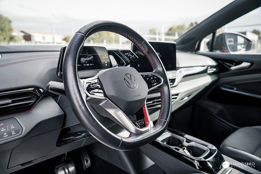 Volkswagen ID.4 GTX 2023 - miniatyr 10