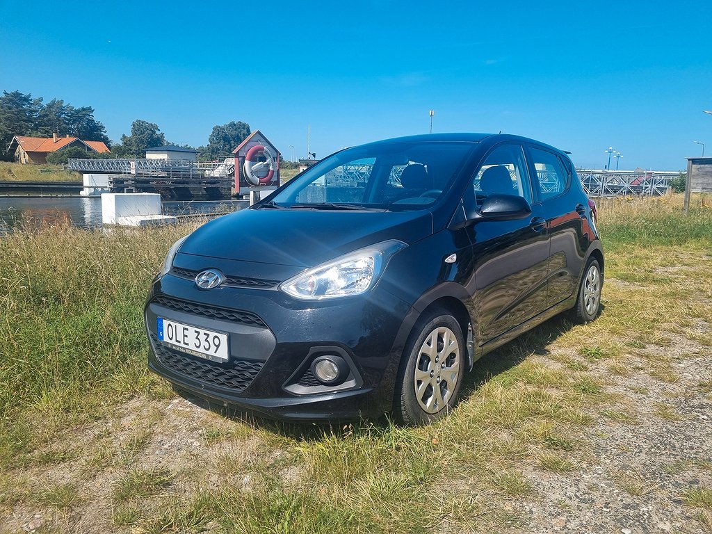 Hyundai i10 1.0 ComfortPlus Euro 3 Låga mil 