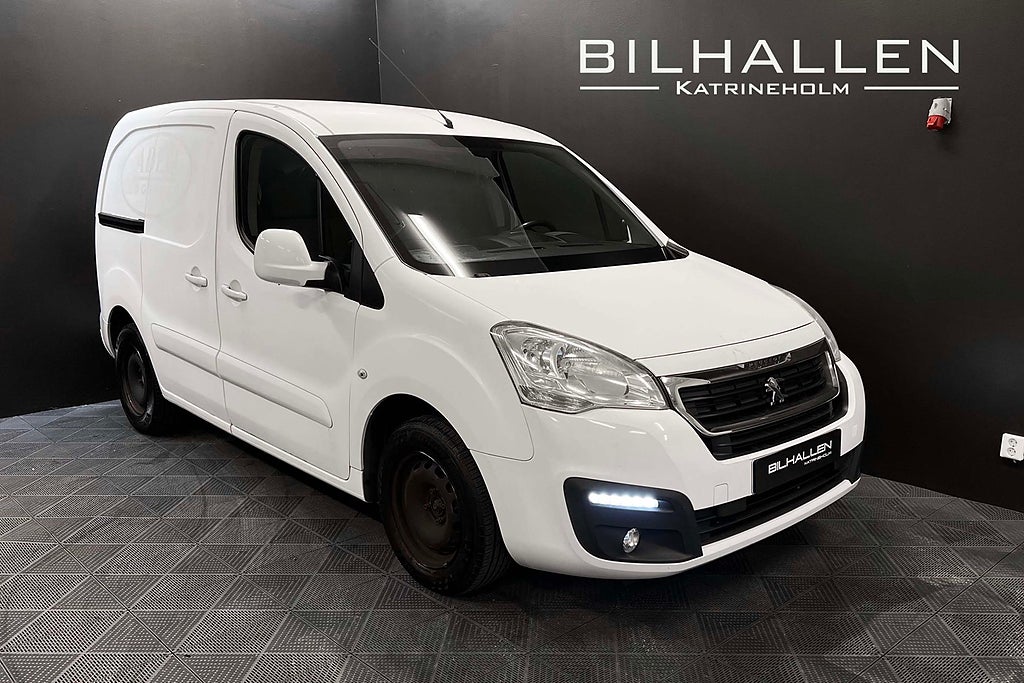 Peugeot Partner Van Utökad Last 1.6 BlueHDi Drag P-Sensor bak Ny Servad