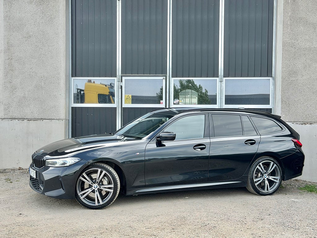 BMW 330d xDrive Touring M Sport Innovation Värmare HUD Drag 