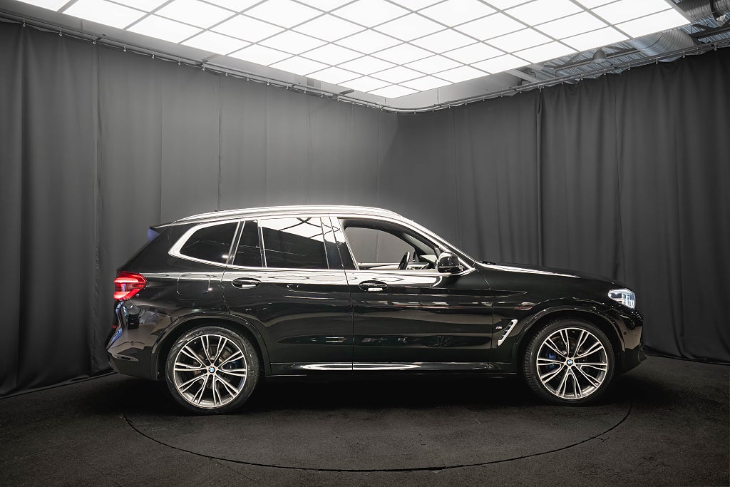 BMW X3 xDrive30e M Sport LÄDER 21'' DRAG 360° HUD ELSTOL MOMS