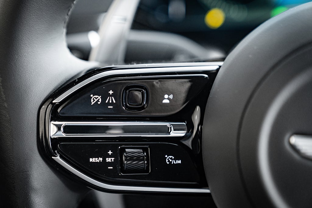 Gallery image 14 of 21