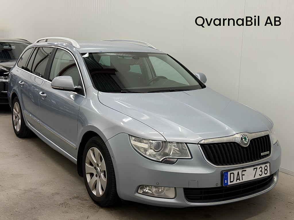 Skoda Superb Kombi 1.6 TDI 105hk *1 Ägare/K-rem bytt/0% ränta*