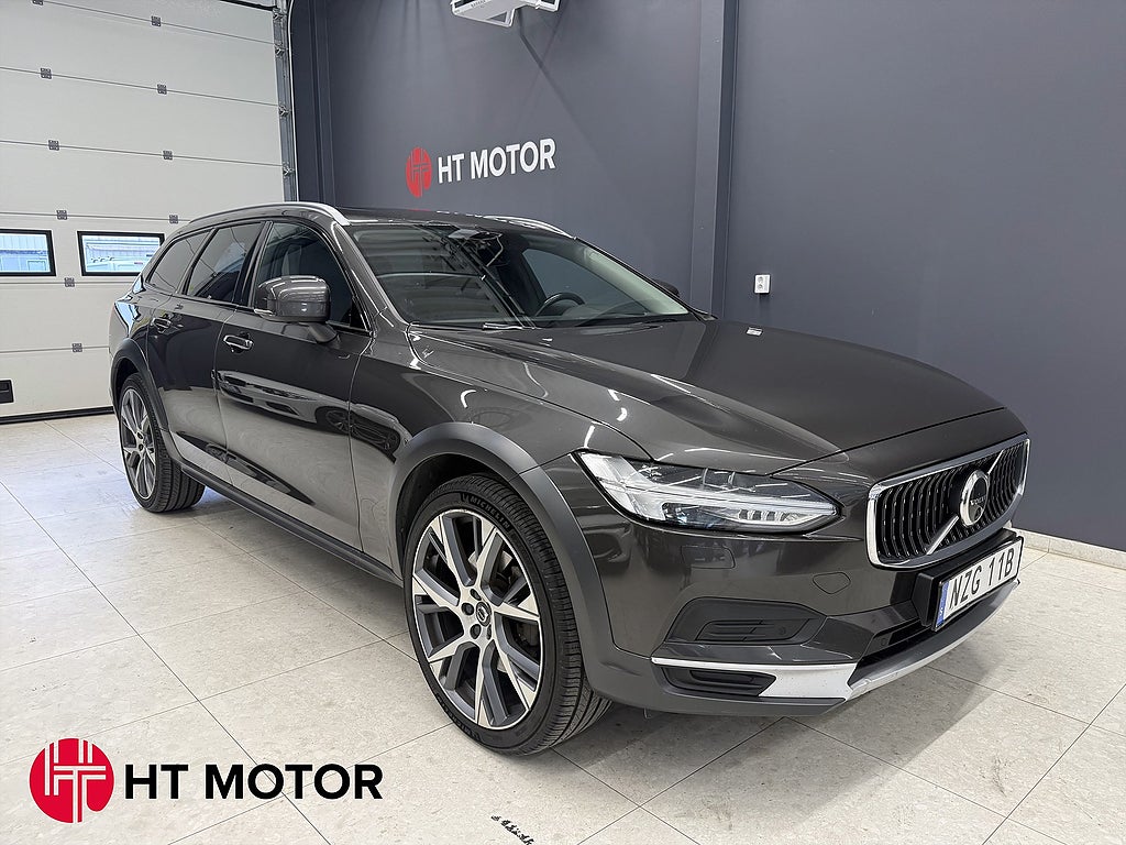 Volvo V90 Cross Country D5 AWD Advanced Dragkrok/Panorama/H&K/360°/HUD