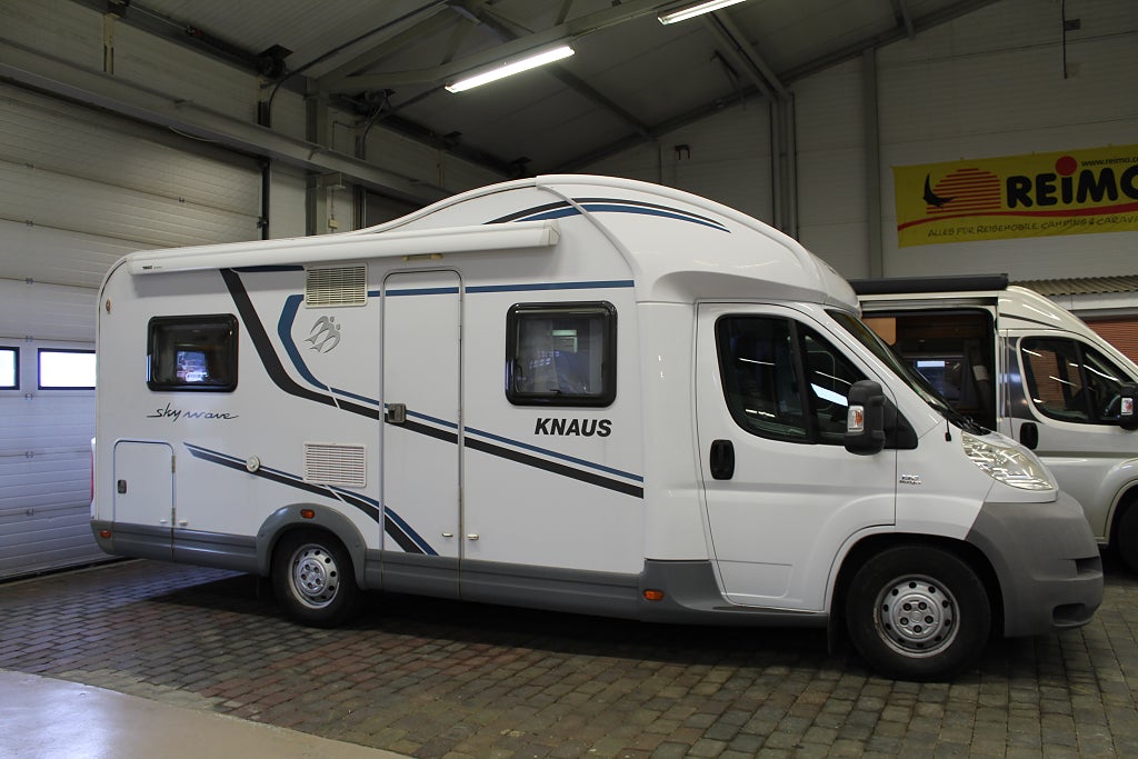 Knaus Skywave 