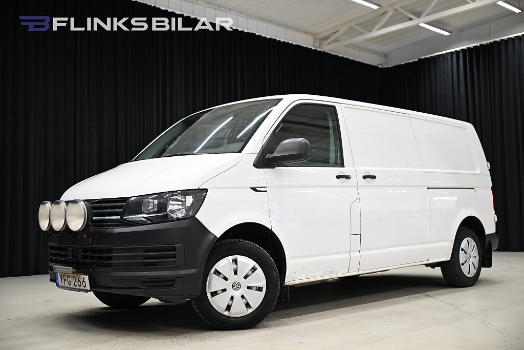 Volkswagen Transporter TDI 150HK L2|Dubbeldörr|Inredd|Drag|Värmare