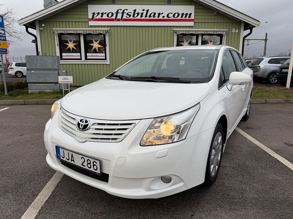 Toyota Avensis Kombi 2.0 Business Euro 4 - RÄNTEFRITT 