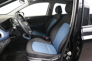 Halvkombi Hyundai i10 8 av 19