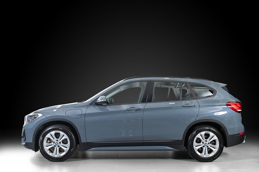 BMW X1 2021 - miniatyr 3