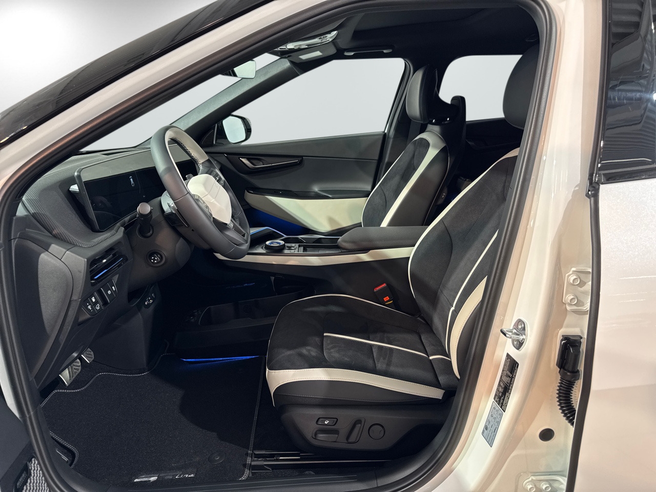 Kia EV6 AWD GT-Line Business Edition 2026, bild 6/37