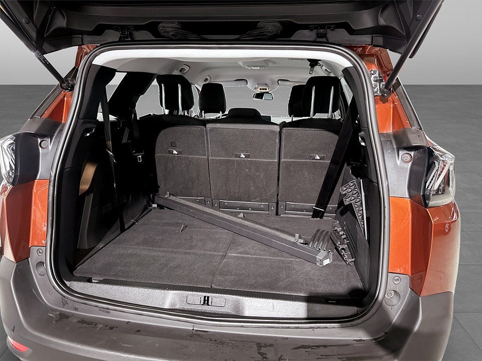 Bild på Peugeot 5008 Active Pack 1.2 PT 130hk - 7-SITS, B-KAMERA