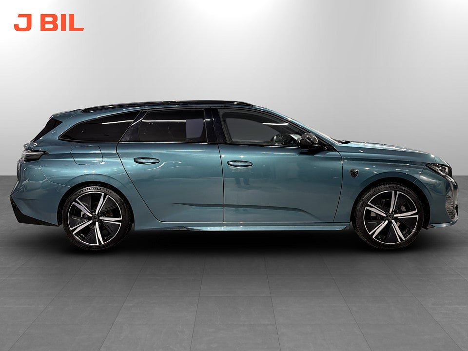 Bild på Peugeot 308 SW GT 1.2 PT 130hk Aut - B-KAMERA, ELSTOL