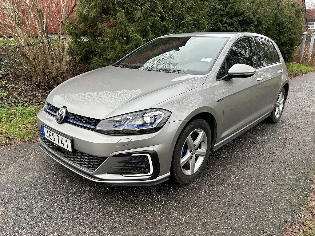 Volkswagen Golf GTE 1.4 TSI Plus Nav Värmare Euro 6
