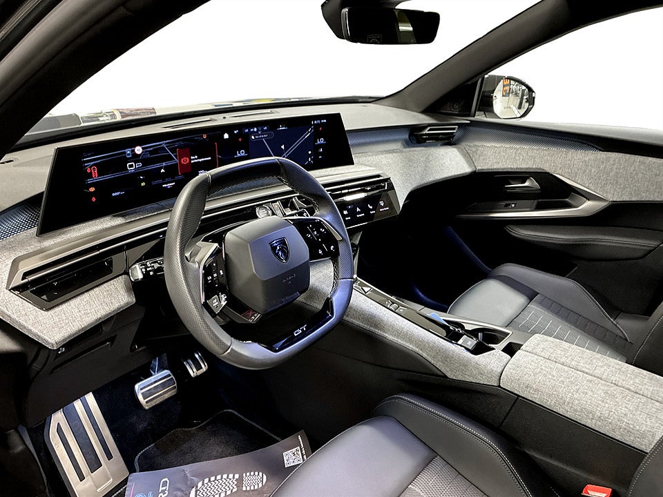 Bild på Peugeot 5008 GT Hybrid 145hk Aut 7-SITS B-KAMERA CARPLAY