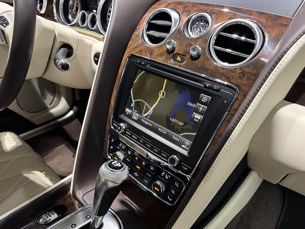 Bentley Flying Spur W12 6.0 W12 Endast 1275 mil - bild 13