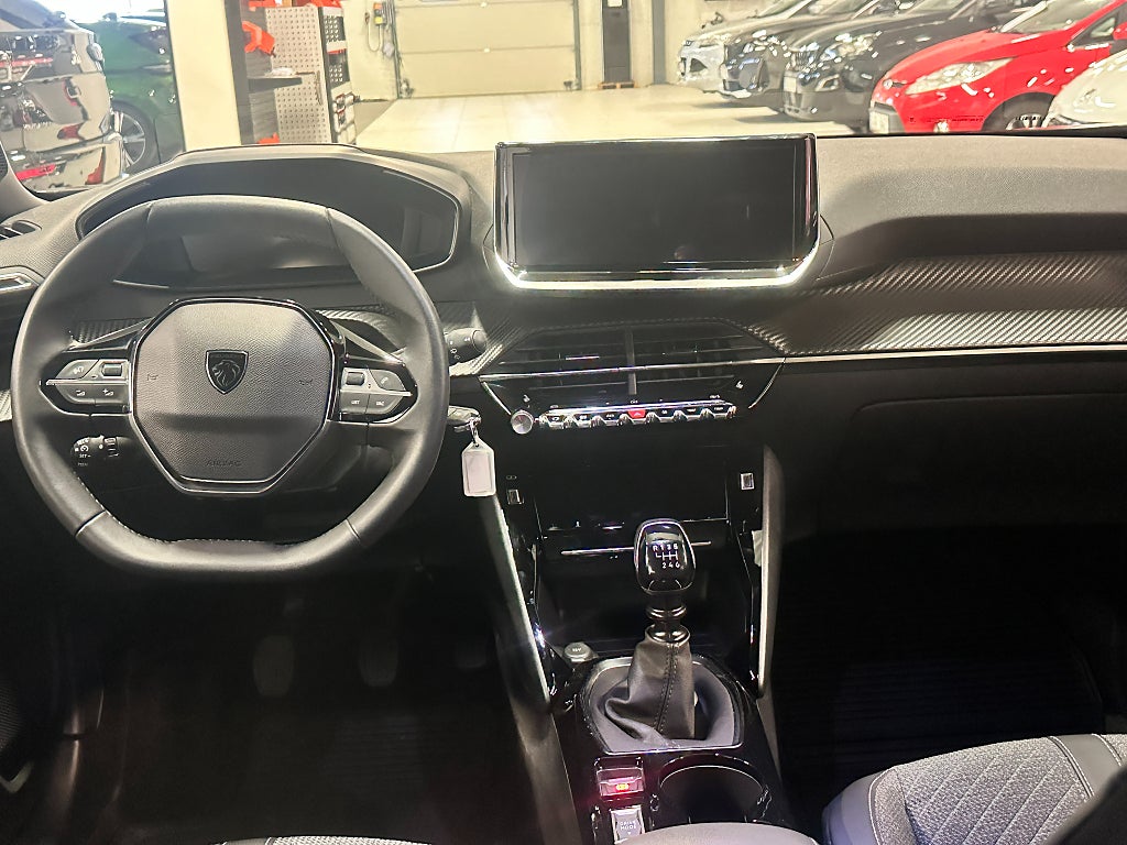 Peugeot 2008 Allure 1.2 PureTech 130hk Demo bil Euro 6 thumbnail