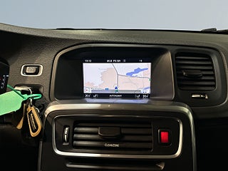 Volvo V60 T3 Geartronic Rattvärme Drag Pvärm Psens GPS SoV – bild 11