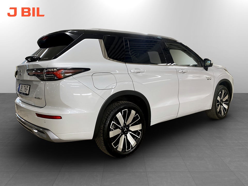 Bild på Mitsubishi Outlander Instyle PHEV 306hk Aut 4WD B-KAMERA NAVI