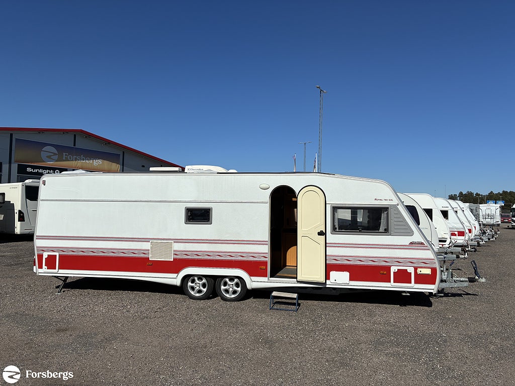 Kabe Royal 780 GXL KS / AC / FÖRTÄLT