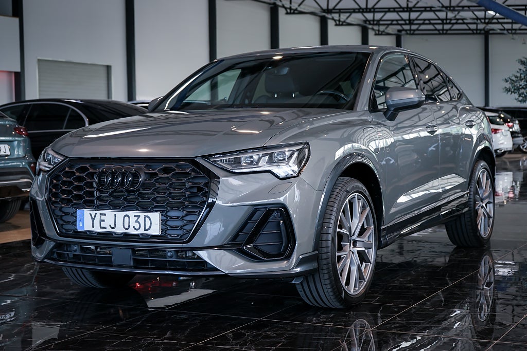 Audi Q3 Sportback 45 TFSI e S Tronic S Line Drag Kamera Cockpit