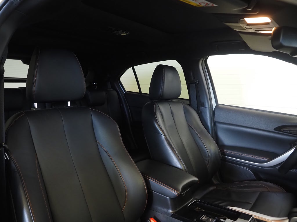 Mitsubishi Eclipse Cross 1.5 T-MIVEC S-AWC CVT Intense Onyx Pano 360° Skinn 2020