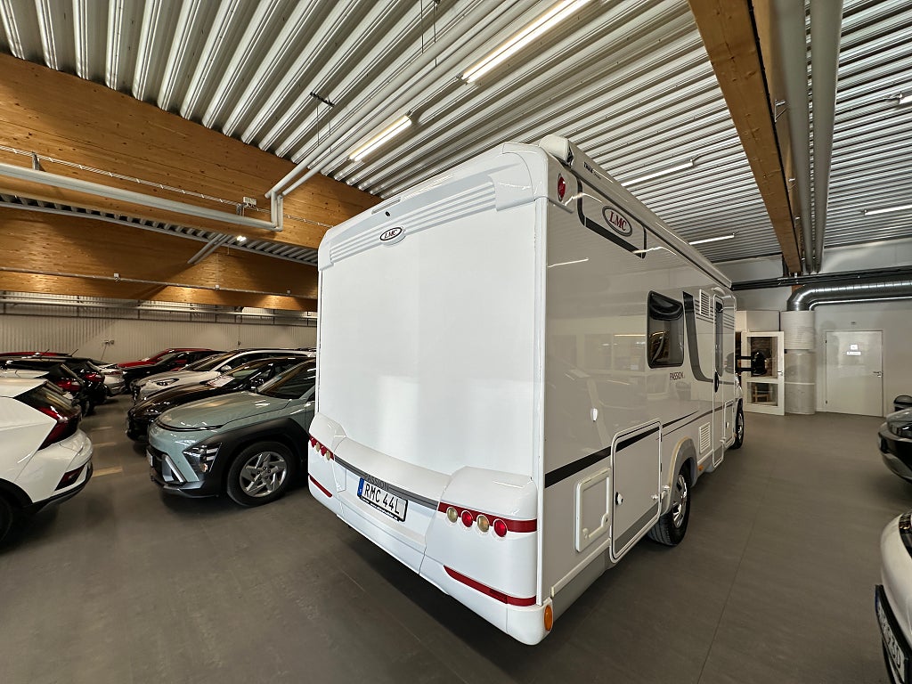 LMC T 713 Passion Alde Långbädd toa bak thumbnail