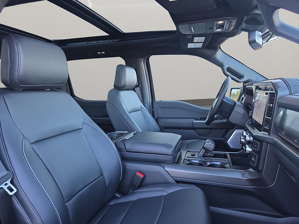 Ford F-150 NYA SuperCrew Lariat BLACK APPERANCE V8 MY2025 - bild 7