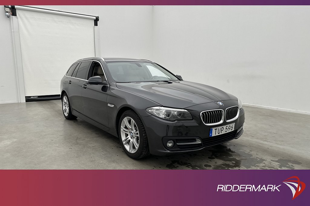 BMW 520 d xDrive Touring M Sport-ratt Skinn Sensorer Drag