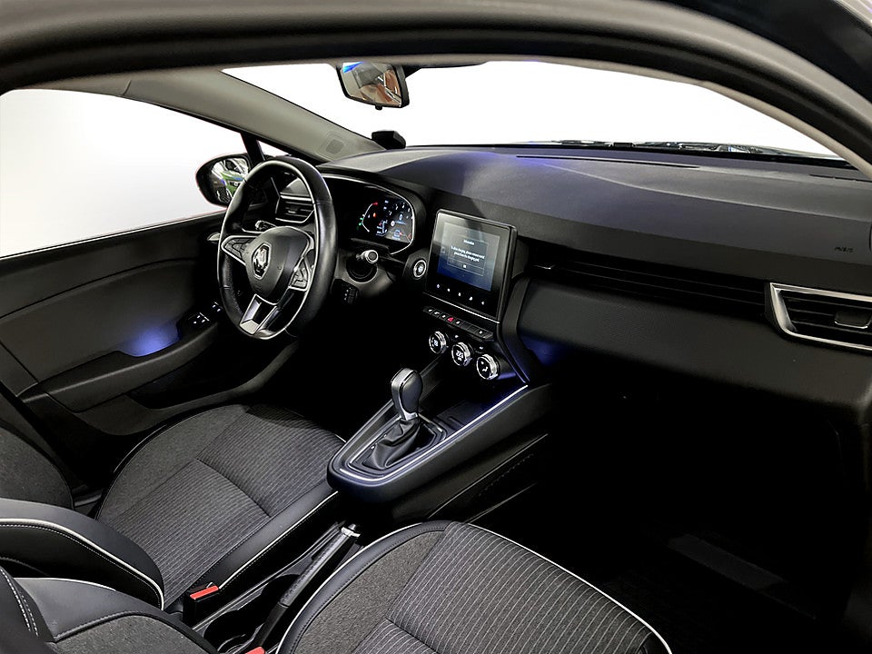 Bild på Renault Clio Intense 1.3 TCe 130hk Aut B-KAMERA CARPLAY