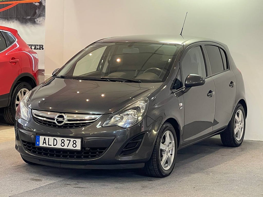 Opel Corsa 1.4 ENJOY AUTOMAT ( 7000 MIL ) NY BESIKTAD NY SERVAD