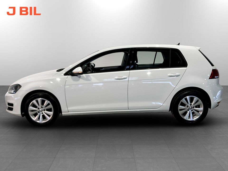 Bild på Volkswagen Golf 5D Base 1.2 TSI 110hk Aut KAMPANJRÄNTA 3,99%