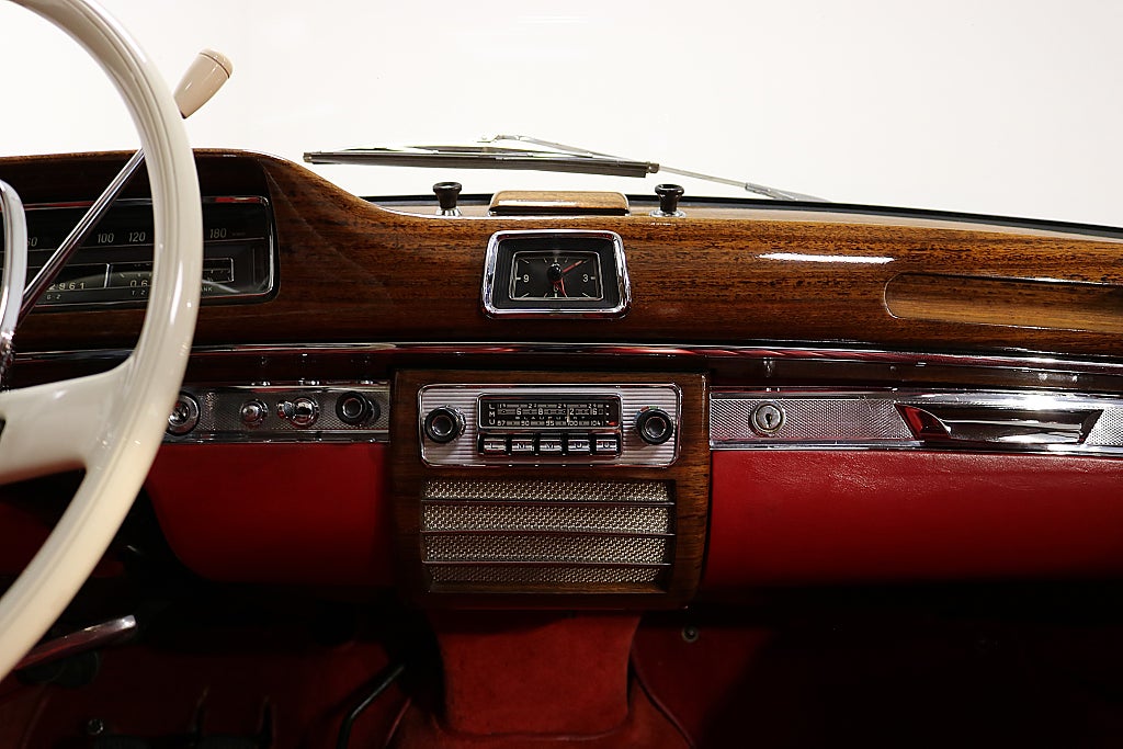 Mercedes-Benz W128 1960 - miniatyr 12