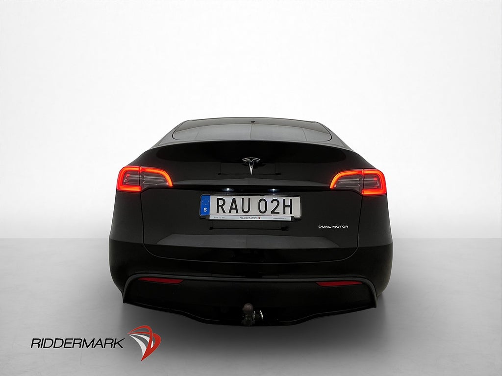 Tesla Model Y Long Range AWD 1 Brukare Drag Pano Värm Moms