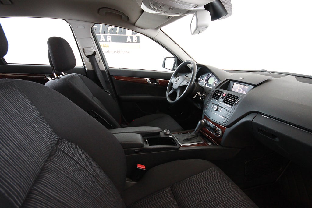 Mercedes-Benz C 2008 - miniatyr 3