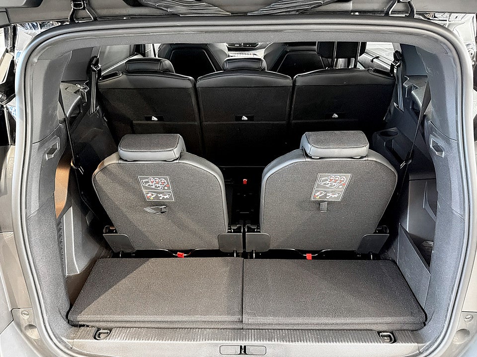Bild på Peugeot 5008 GT 1.2 PT 130hk Aut 7-SITS B-KAMERA CARPLAY