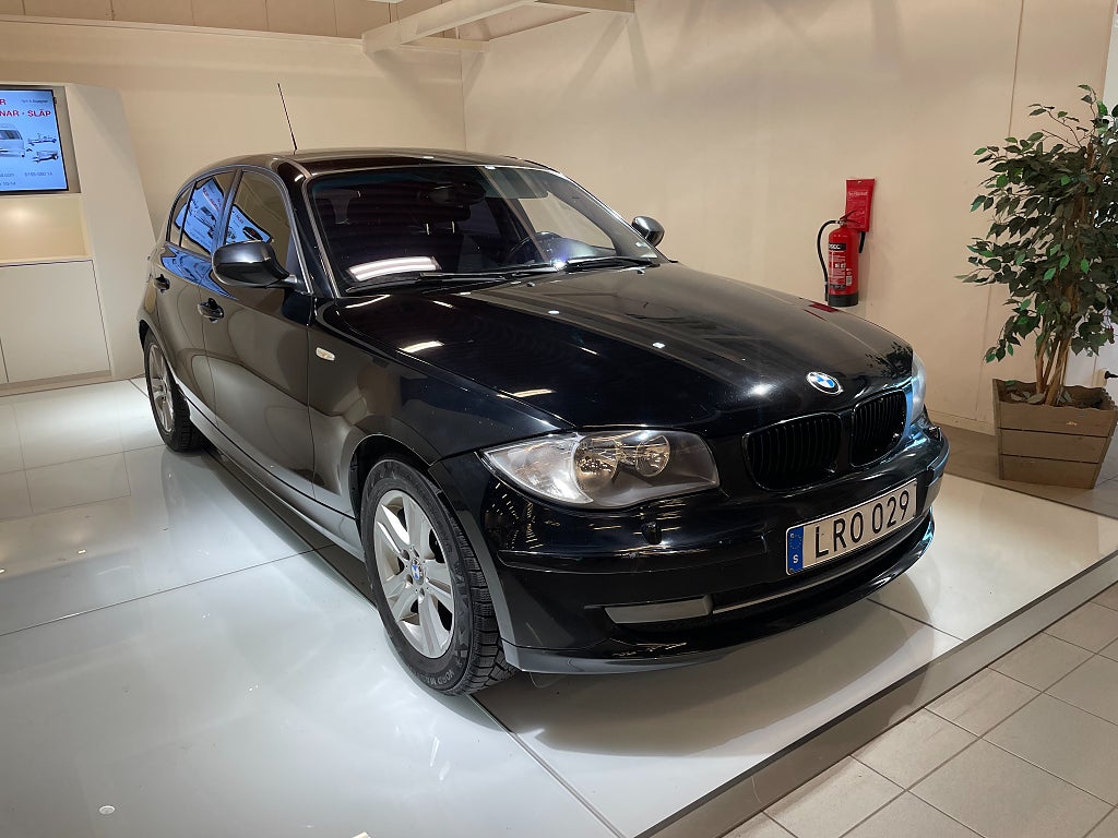 BMW 116d Comfort Fint skick / Nybesiktigad