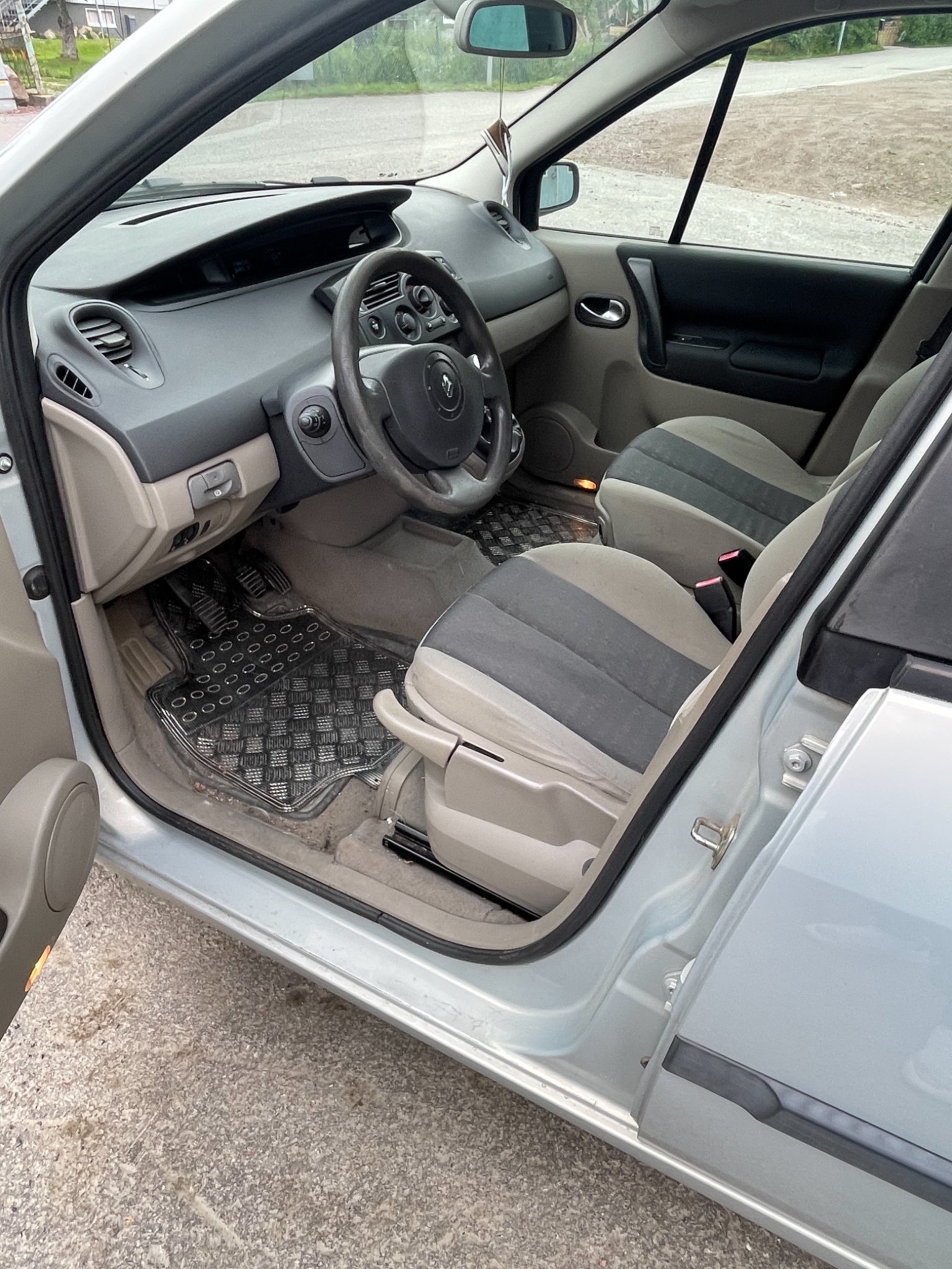 Renault Scenic 2.0 135hk 2004, bild 5/32