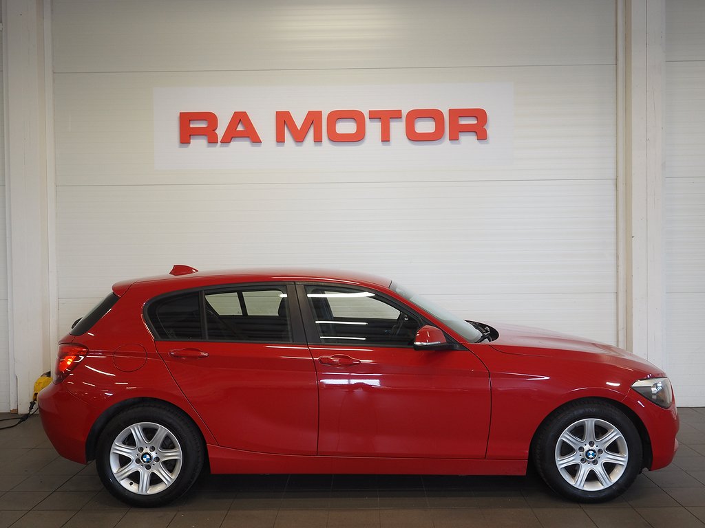 BMW 116 d 5-dörrars Steptronic  Automat P-Sensorer 2013