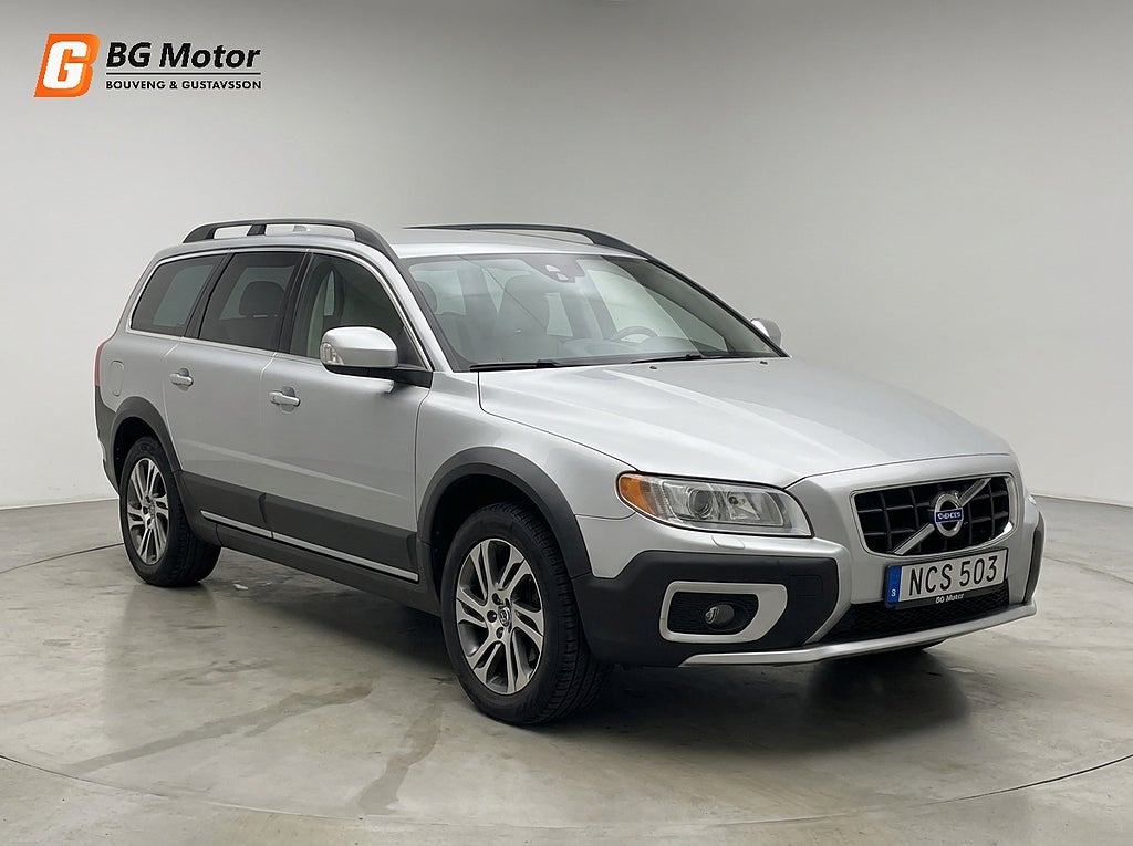 Volvo XC70 D5 215HK AWD Aut Summum Värmare/PDC/Skinn
